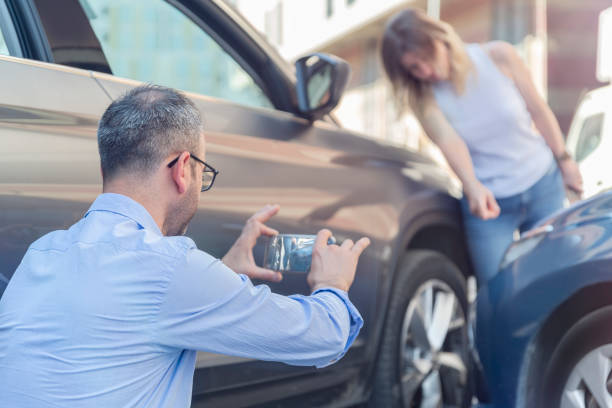 Professional Full Coverage Car Insurance technician working in Orange Blossom, CA